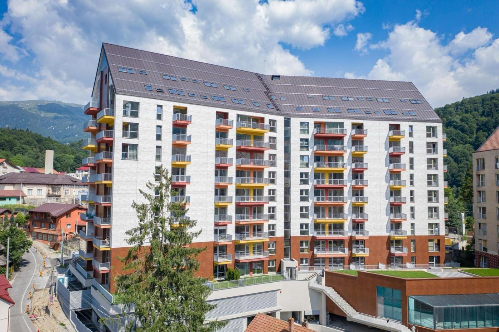 Joy Garden Apartment Sinaia Exteriör bild