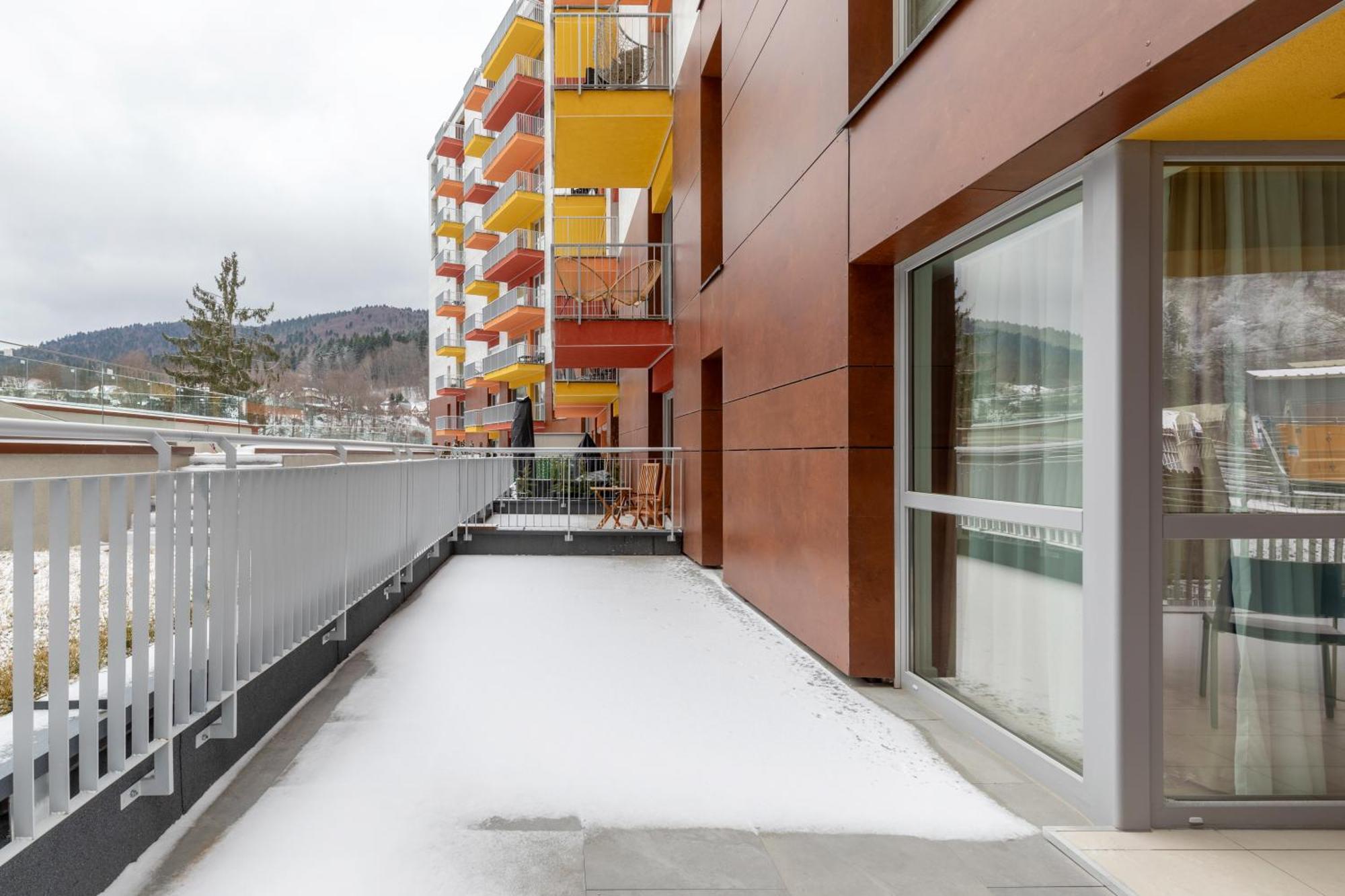 Joy Garden Apartment Sinaia Exteriör bild